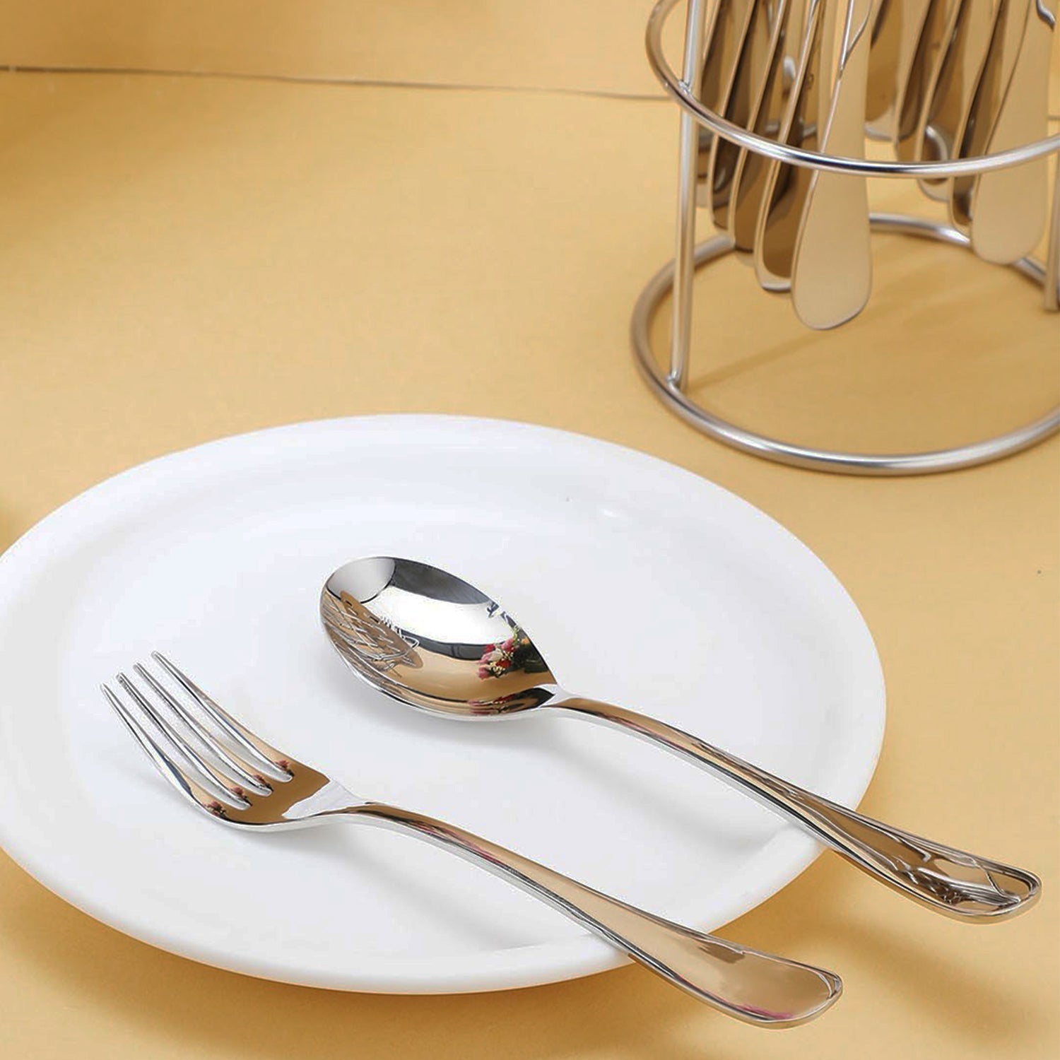 Apex Premium Stainless Steel Cutlery (16  Pc / Set) Apex Premium Stainless Steel Cutlery (16  Pc / Set)